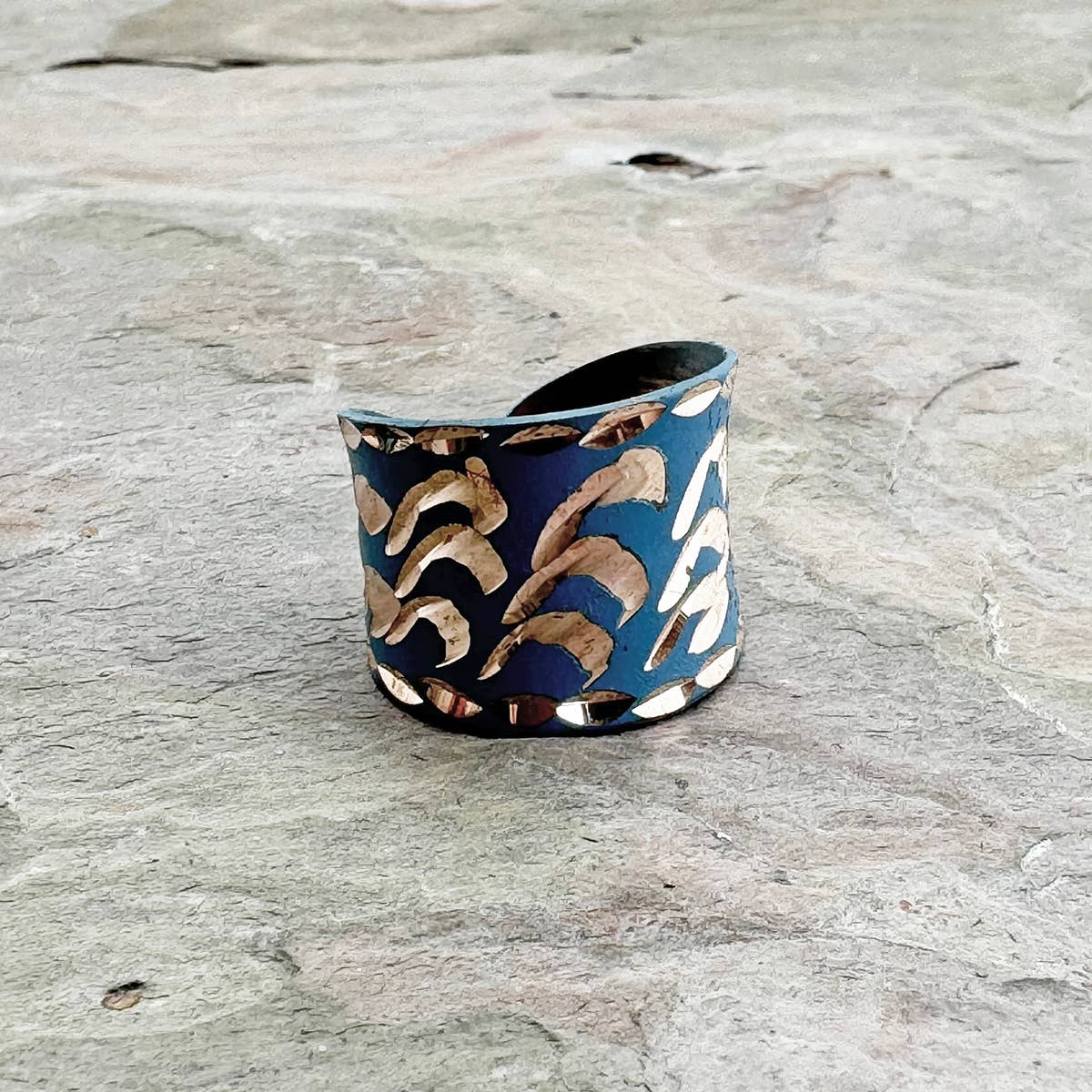 Patina Oceanic Scales Ring