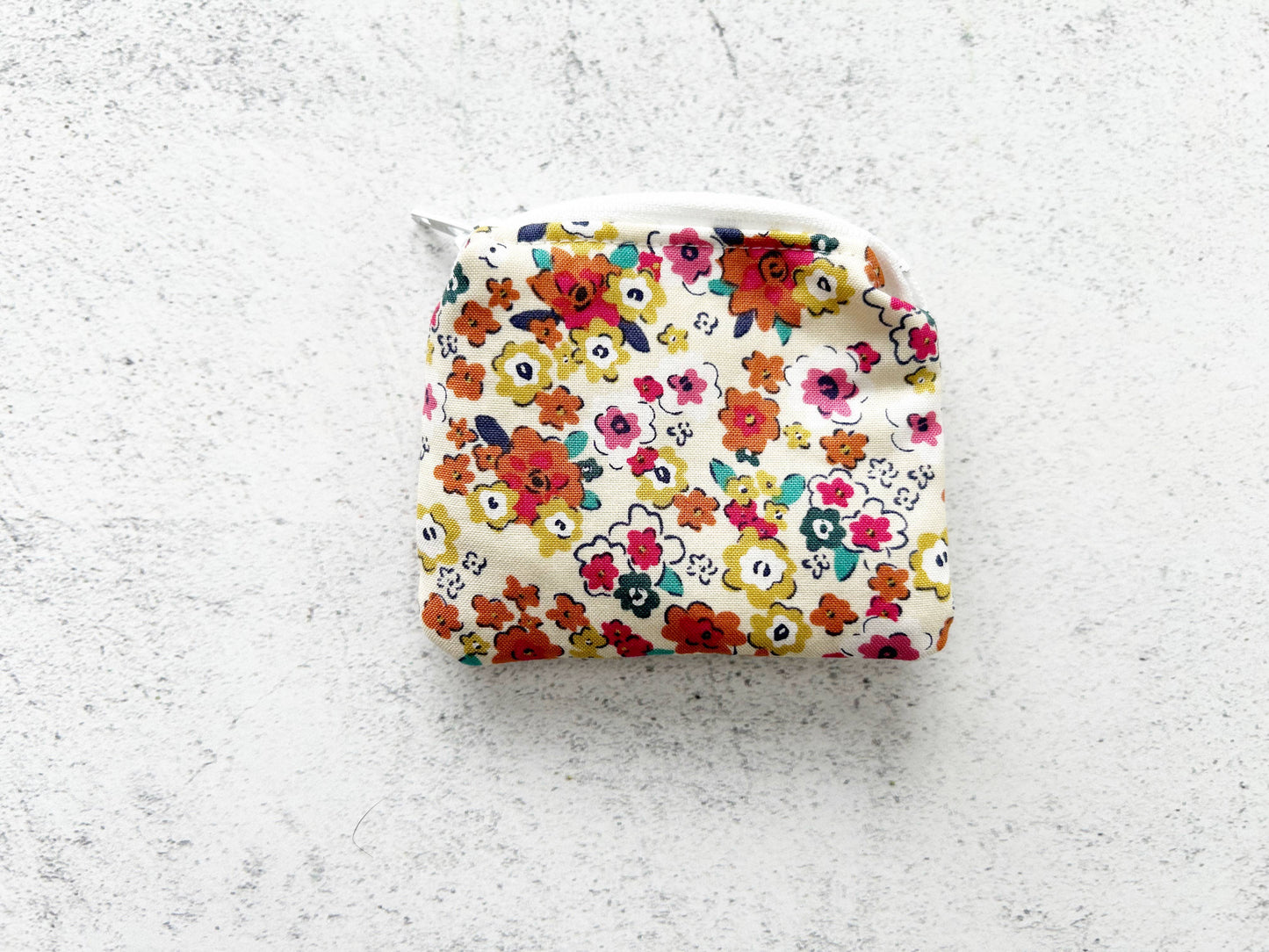 Small Fabric Pouch-Dainty Floral