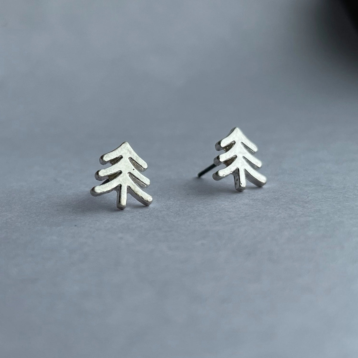 Tree Gold Stud Bud Earrings