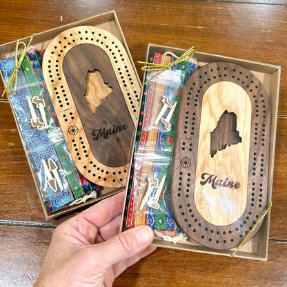 Maine Mini Travel Cribbage Board Set & Fun Pegs