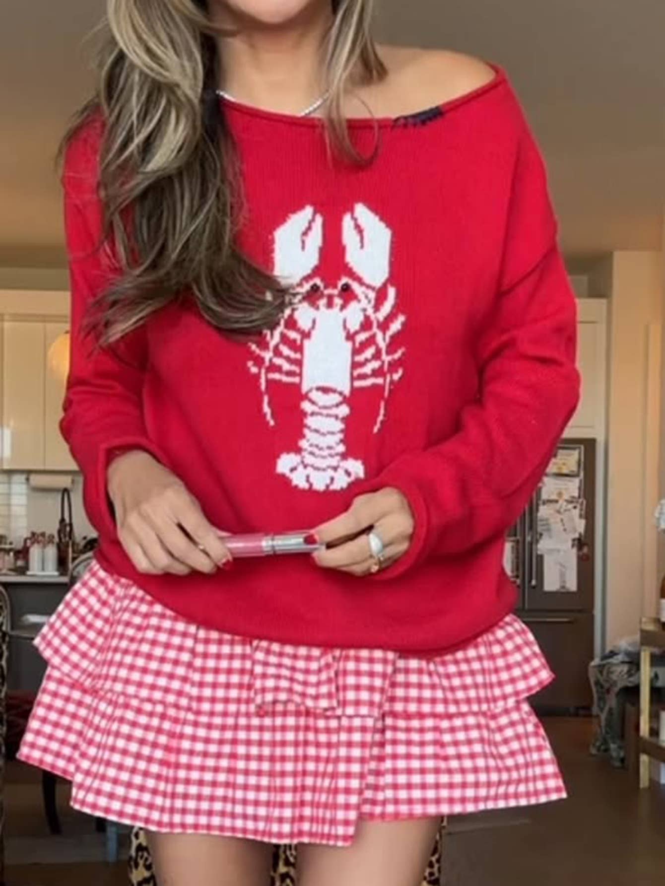 Rolled Trim Lobster Graphic Knit Top In Red