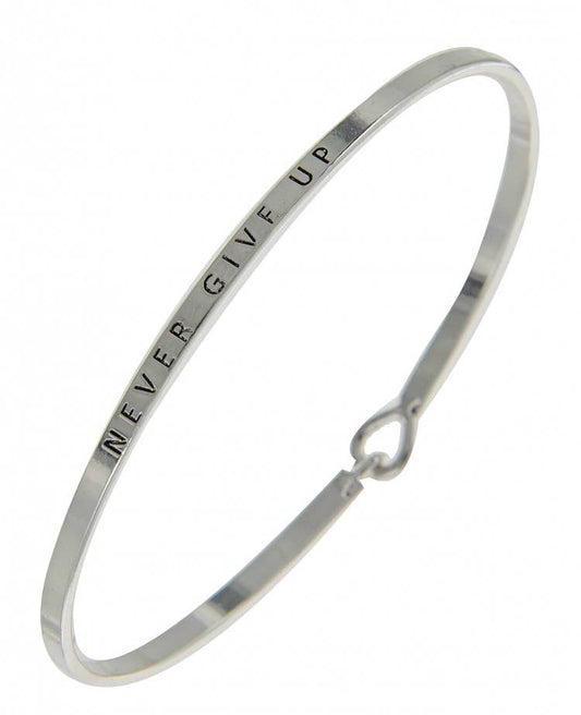NEVER GIVE UP 3mm Inspired Message Bangle