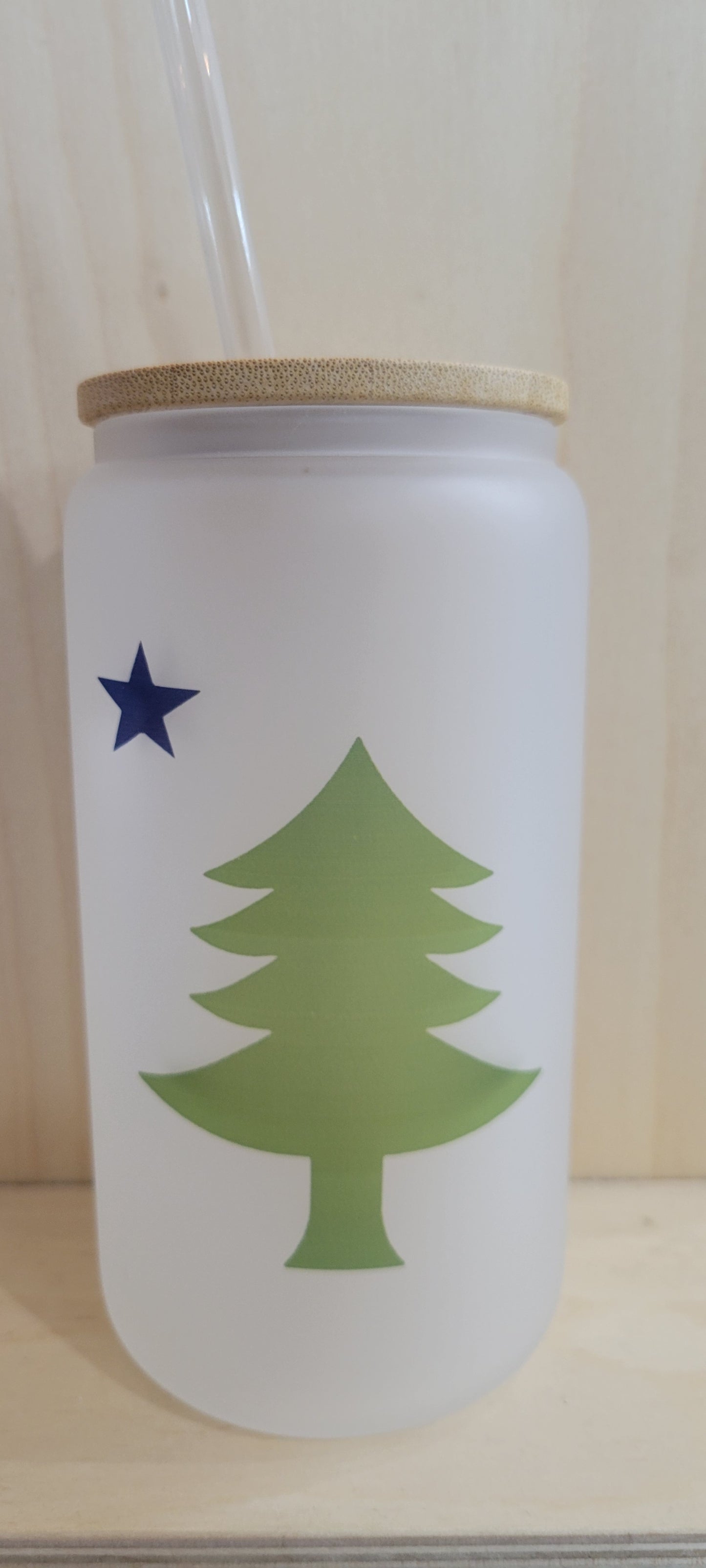Maine Frosted Glass Tumbler with Lid/Straw