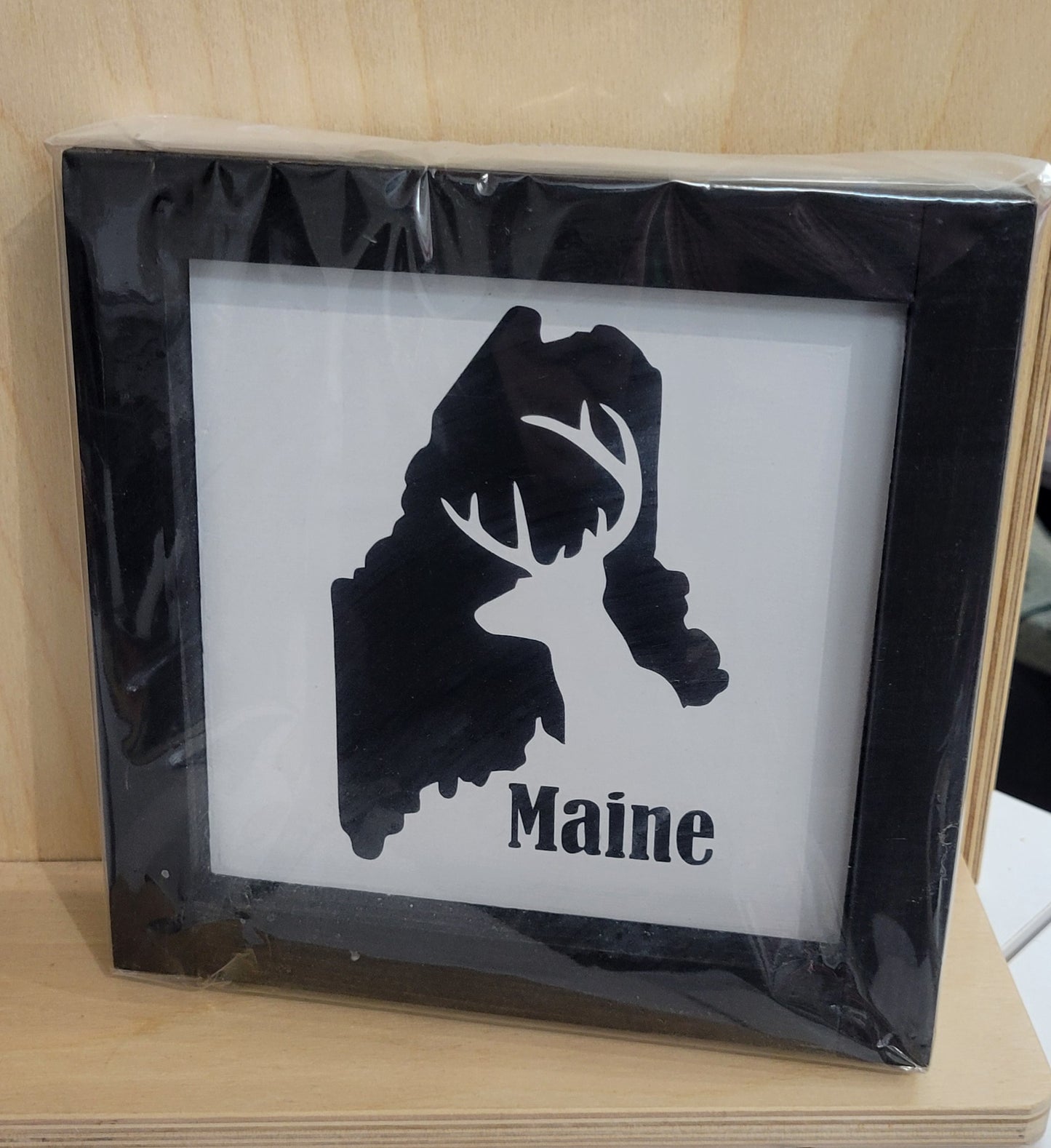 7x7 Framed Maine Signs