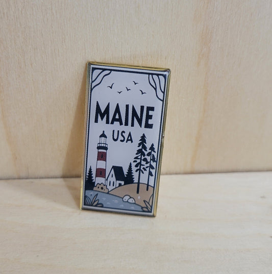 Maine USA Lighthouse Pin