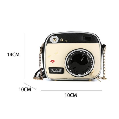 CAMERA-SHAPED SHOULDER BAG