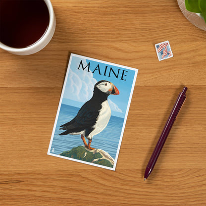 PREMIUM POSTCARDS Maine, Puffin on Rock Scene