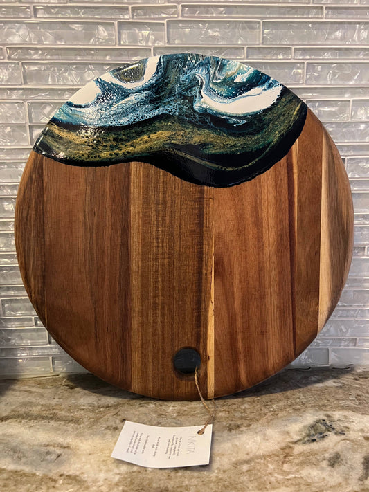 Acacia Wood 15" Round: Navy/white/gold