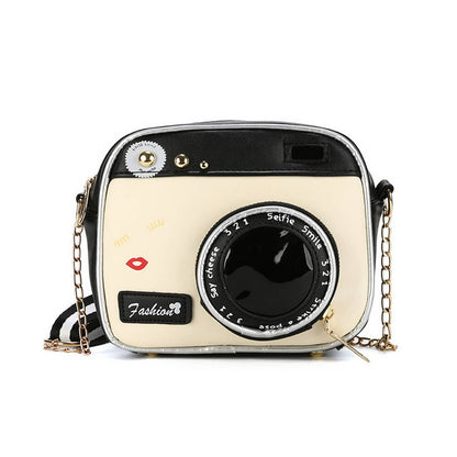 CAMERA-SHAPED SHOULDER BAG