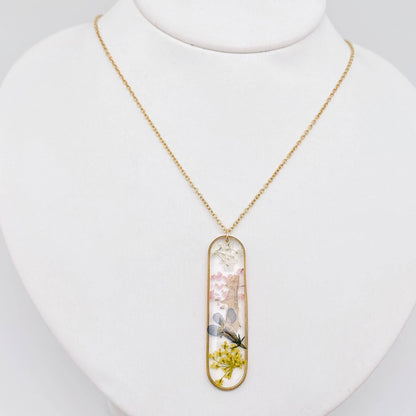 Long Ellipse Charm Dried Flowers Necklace