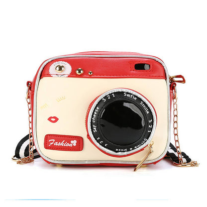 CAMERA-SHAPED SHOULDER BAG