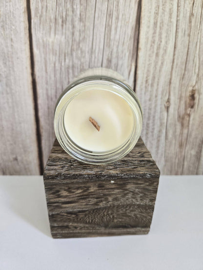Frosted Berry Soy Candle with Crackling Wooden Wick